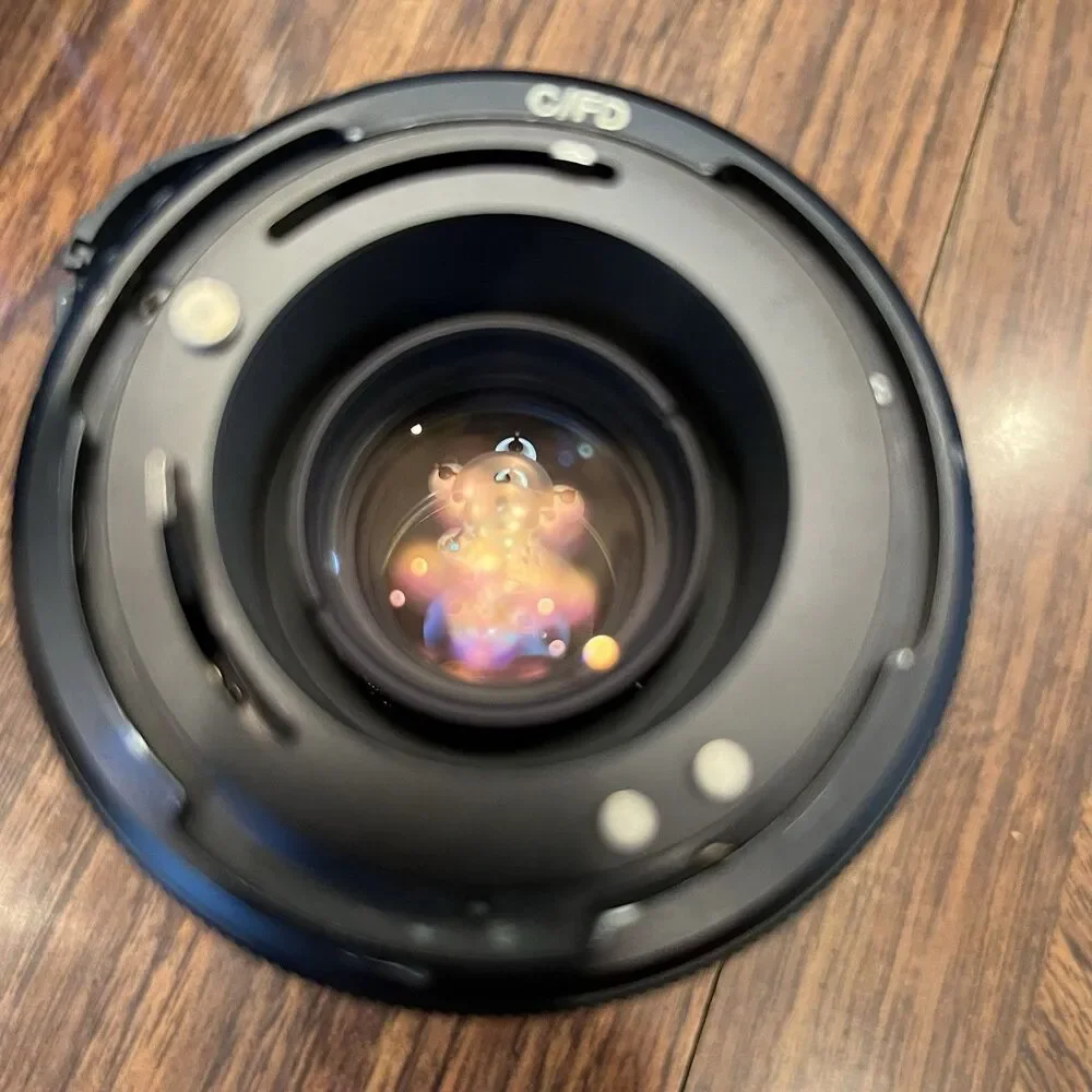 RMC Tokina Close Focusing Zoom 35-105mm 1:3.5-4.3 Lens